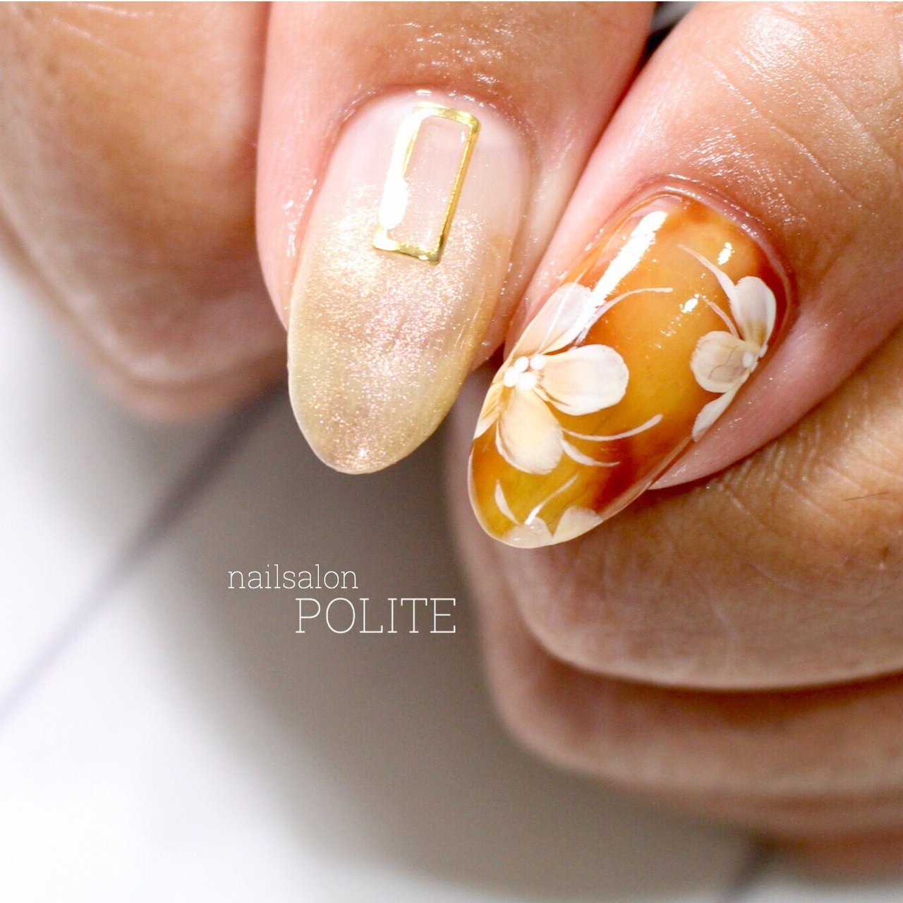秋/冬/ハンド/フラワー/べっ甲 - nailsalon_politeのネイルデザイン[No