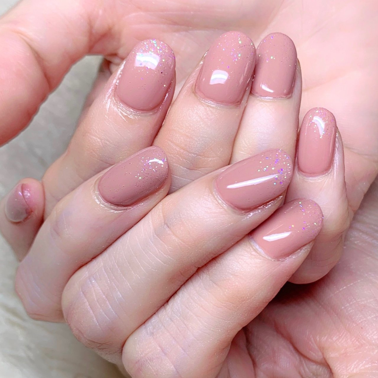オールシーズン ハンド グラデーション ワンカラー ベージュ 小さなサロンnail Sabotのネイルデザイン No ネイルブック