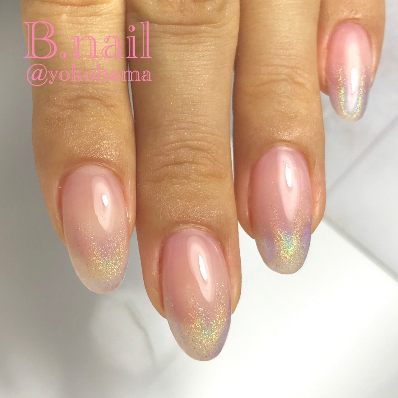 オールシーズン ハンド シンプル グラデーション ユニコーン B Nailのネイルデザイン No ネイルブック