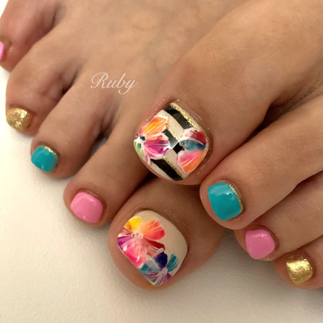 夏 フット フラワー ボーダー ホワイト Ruby Nail07のネイルデザイン No ネイルブック