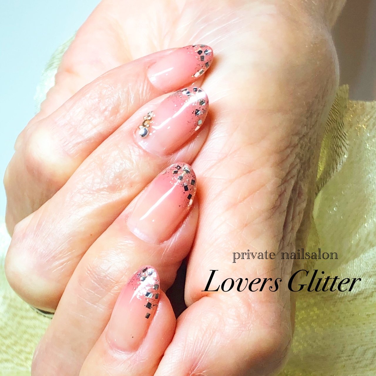 オールシーズン ハンド シンプル フレンチ グラデーション Loversglitternailのネイルデザイン No ネイルブック