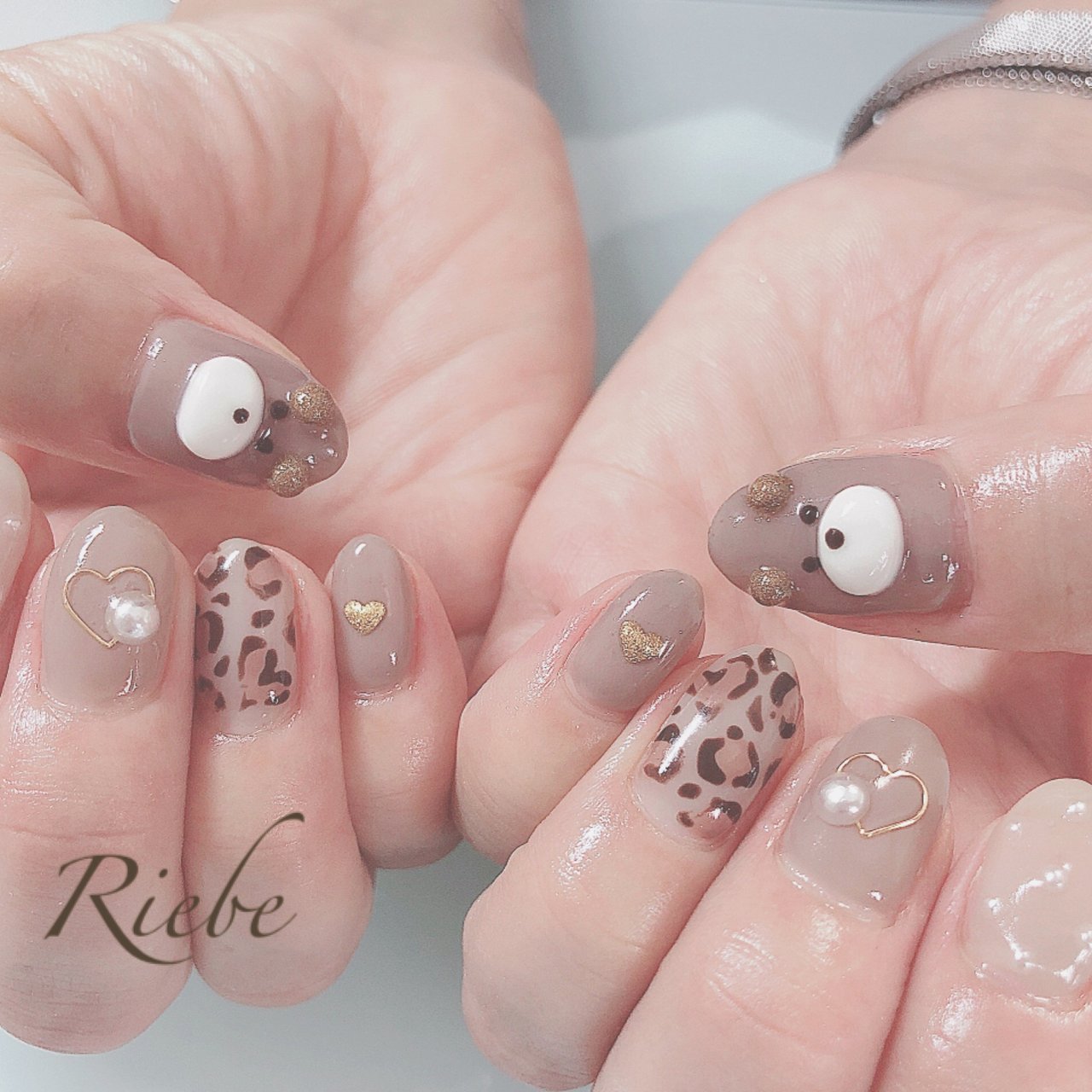 秋 冬 バレンタイン オフィス ハンド Nail Salon Riebe リーヴェ のネイルデザイン No ネイルブック