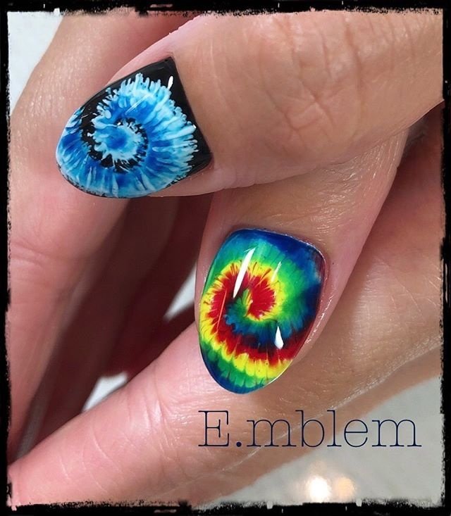 旅行 ライブ ハンド ワンカラー ピーコック E Mblemのネイルデザイン No ネイルブック