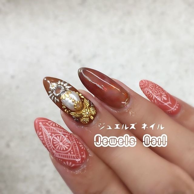 秋 旅行 ライブ ネイティブ エスニック パラジェル登録サロン ジュエルズネイルのネイルデザイン No ネイルブック