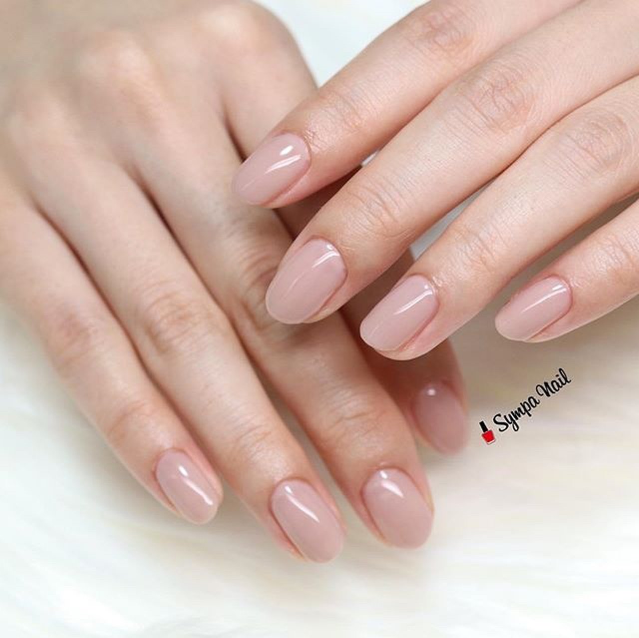 オールシーズン ハンド シンプル ワンカラー ジェルネイル Sympa Nailのネイルデザイン No ネイルブック