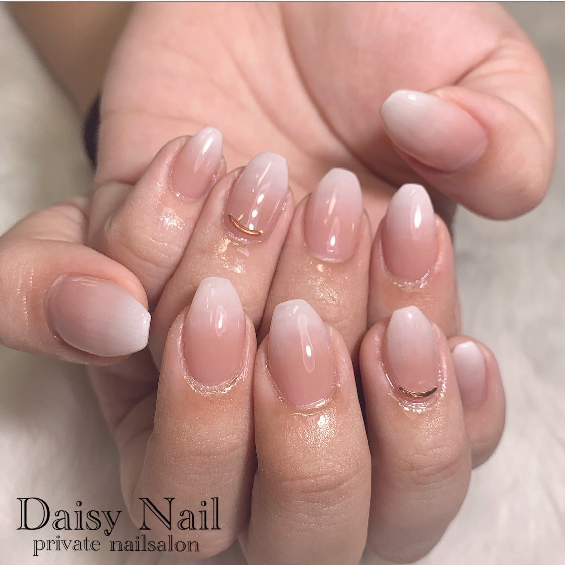 オールシーズン オフィス ハンド グラデーション ワンカラー Daisynailのネイルデザイン No ネイルブック