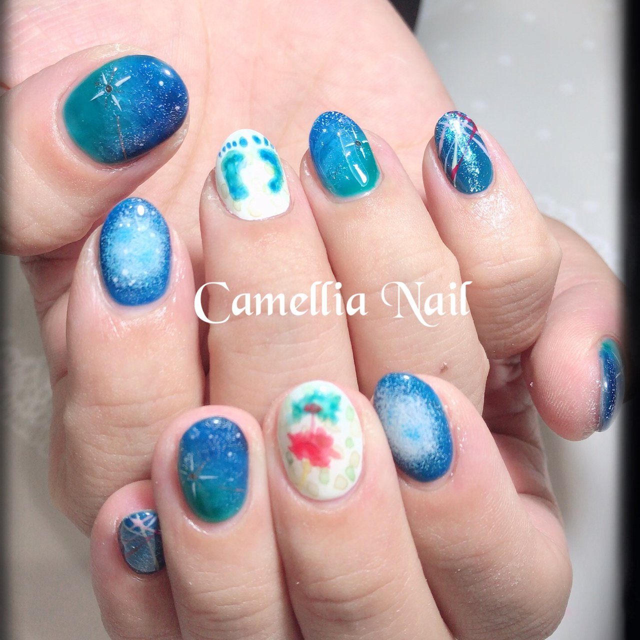 夏 オールシーズン ハンド ショート ホワイト Camellia Nailのネイルデザイン No ネイルブック