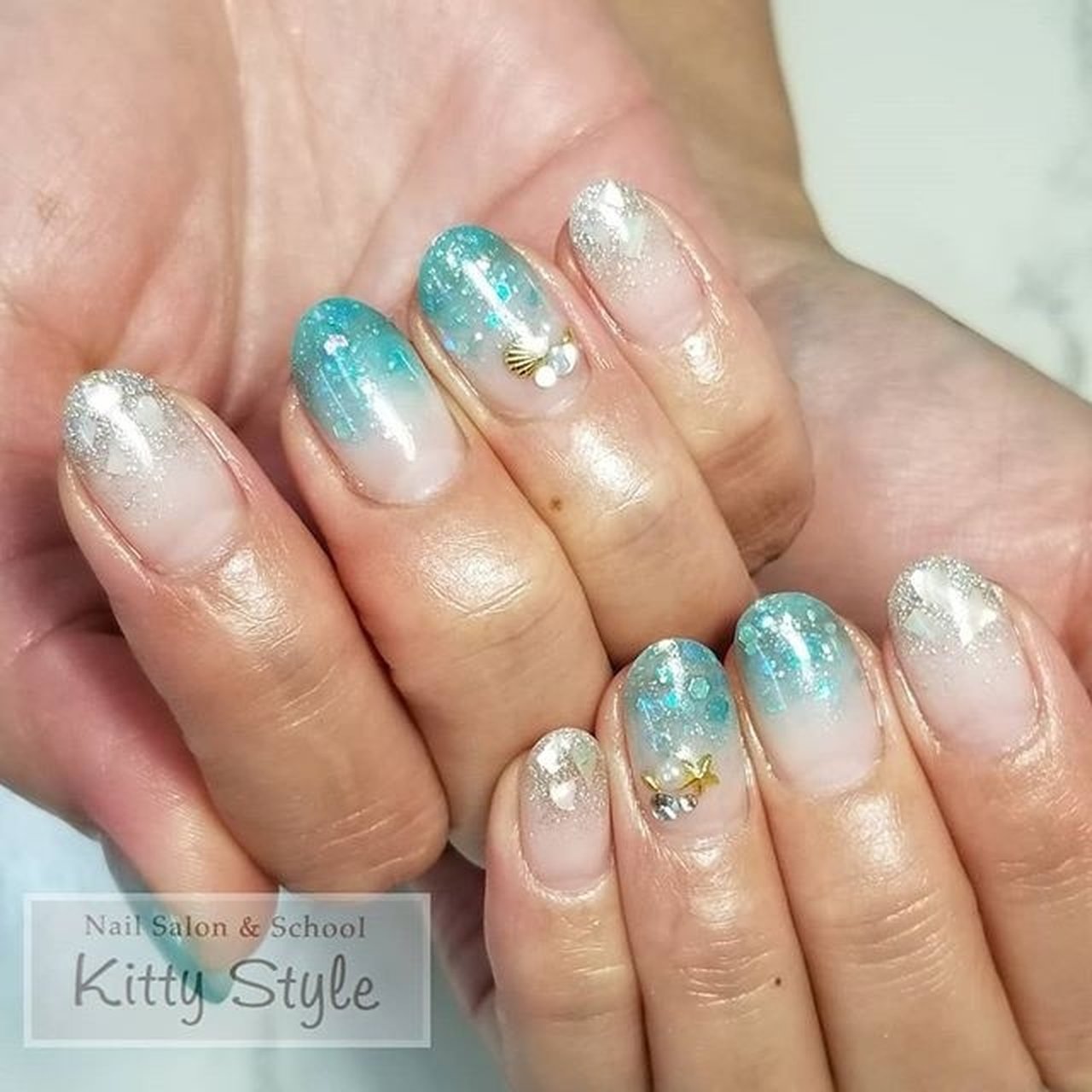 ネイルンページ ハンド/ブルー/シルバー - kittystyleのネイルデザイン[No.4615888