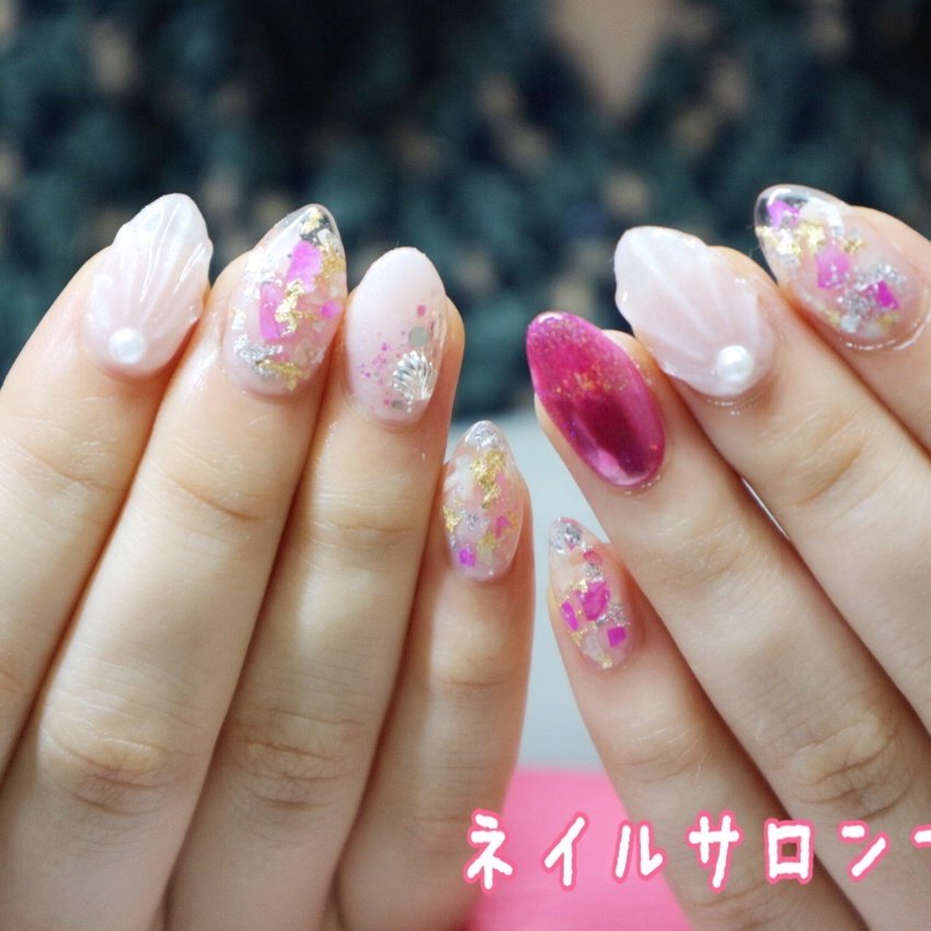 夏 ハンド シェル 人魚の鱗 ミラー 津田沼ネイルサロンつめ屋のネイルデザイン No ネイルブック