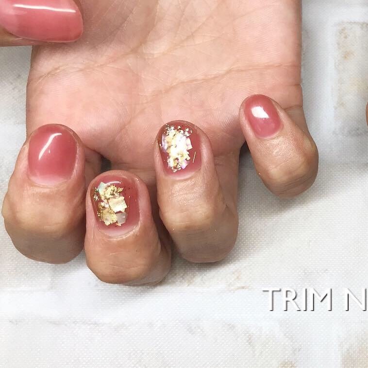 オールシーズン ハンド ワンカラー シェル ニュアンス Trim Nailのネイルデザイン No ネイルブック