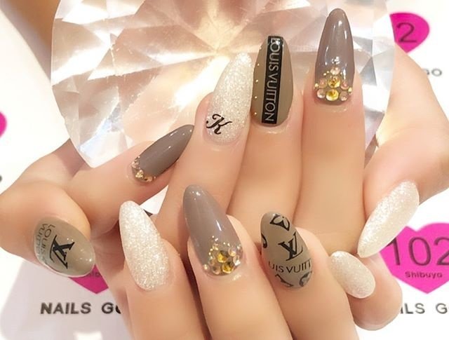 秋 冬 成人式 ハロウィン ハンド Nailsgogo Shibuya Nailsalonのネイルデザイン No 462 ネイルブック