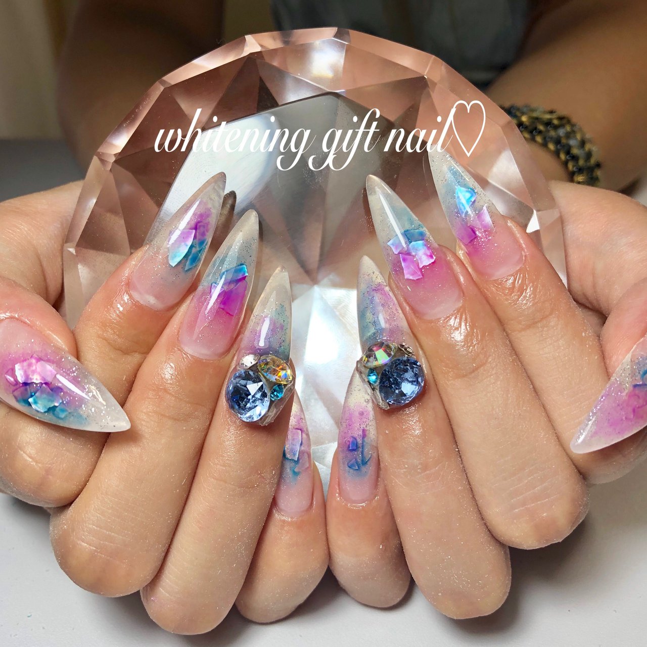 夏 オールシーズン 梅雨 リゾート ハンド Nailsalon R ネイルサロンアール のネイルデザイン No ネイルブック