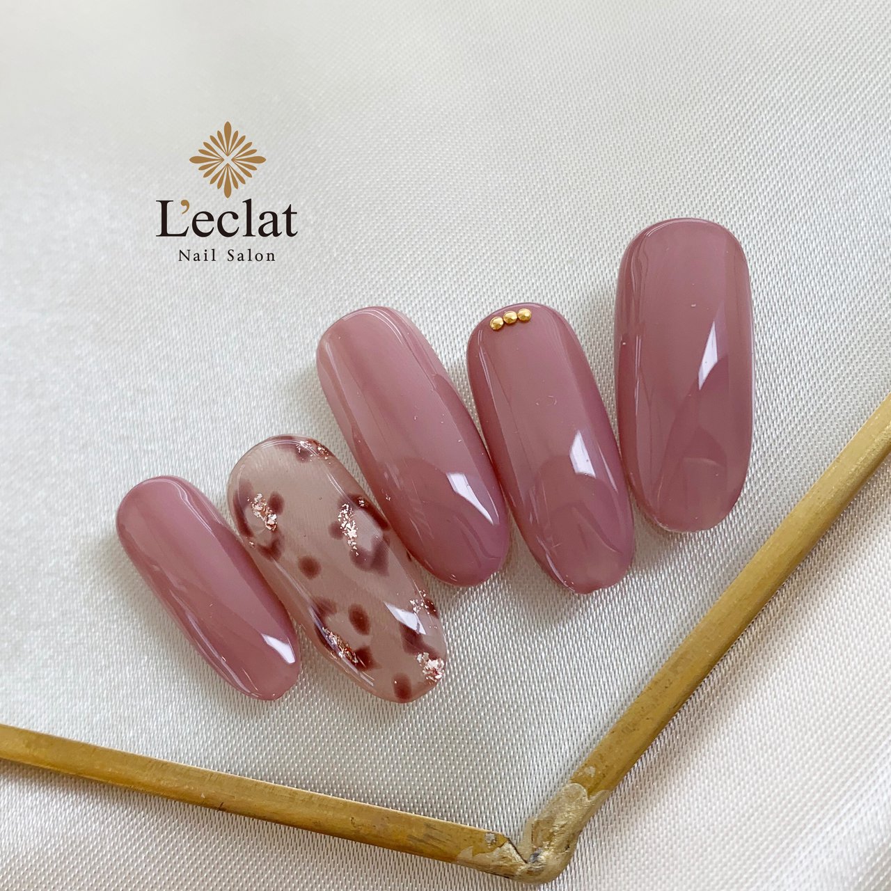 デザインサンプル　ネイルチップ　わんわんわんだーらんど デザインサンプル ネイルチップ わんわんわんだーらんど