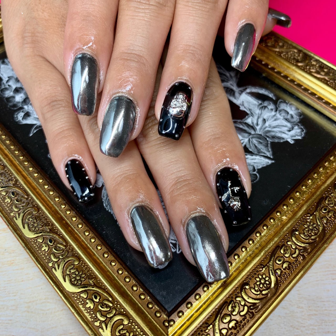 ブラック シルバー メタリック S Nailのネイルデザイン No ネイルブック