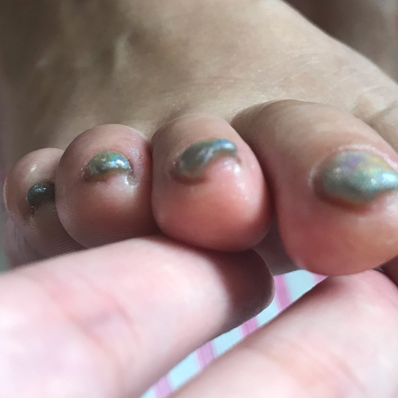 オールシーズン フット ミディアム グレー シルバー Nail Salon Japinaのネイルデザイン No ネイルブック