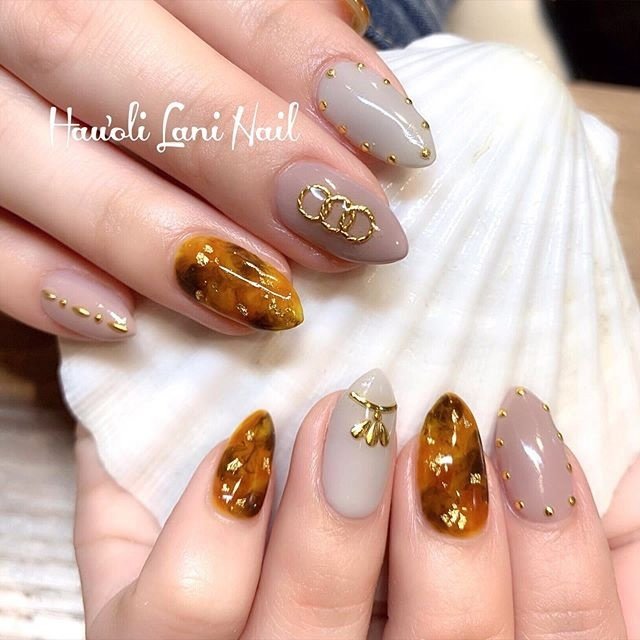 秋 ハンド ワンカラー べっ甲 ミディアム Hau Oli Lani Nailのネイルデザイン No ネイルブック