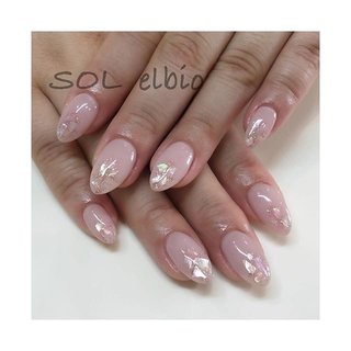 . くすみピンクでシェルネイル💅
.
.
.
#マツエク#マツex#まつ毛エクステ#solelbio#sol#elbio山梨#甲府#山梨マツエクサロン#山梨ネイルサロン#山梨眉毛エクステ#ネイルサロン#まつ毛エクステサロン#マツエクデザイン##マツパー#アイラッシュカールおしゃれさんと繋がりたい#nail#ネイル#ジェルネイル#ネイルデザイン#定額ネイル#💅#くすみピンクネイル#シェルネイル#ピンクネイル#人気#トリネ#trina#おすすめ#ホットペッパーから予約出来ます#ホットペッパー #オールシーズン #ハンド #シンプル #ラメ #シェル #ミディアム #ピンク #スモーキー #ジェルネイル #お客様 #SOL elbio #ネイルブック