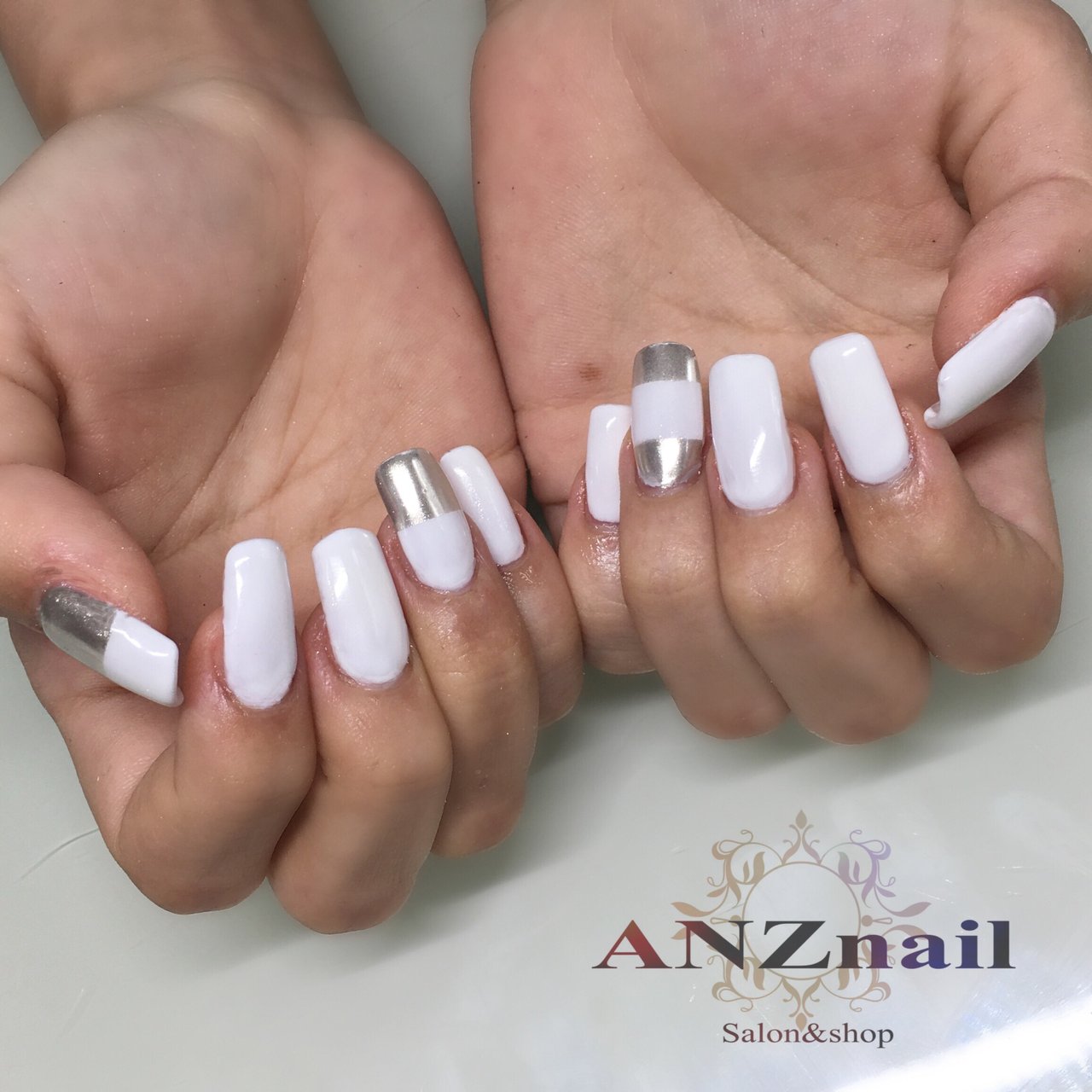 秋 冬 ハンド シンプル 変形フレンチ Anznail 旭川市ネイルサロン ネイリストあんず のネイルデザイン No ネイルブック