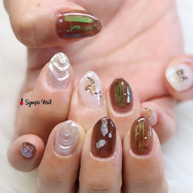 オールシーズン ハンド ニュアンス ベージュ ブラウン Sympa Nailのネイルデザイン No ネイルブック