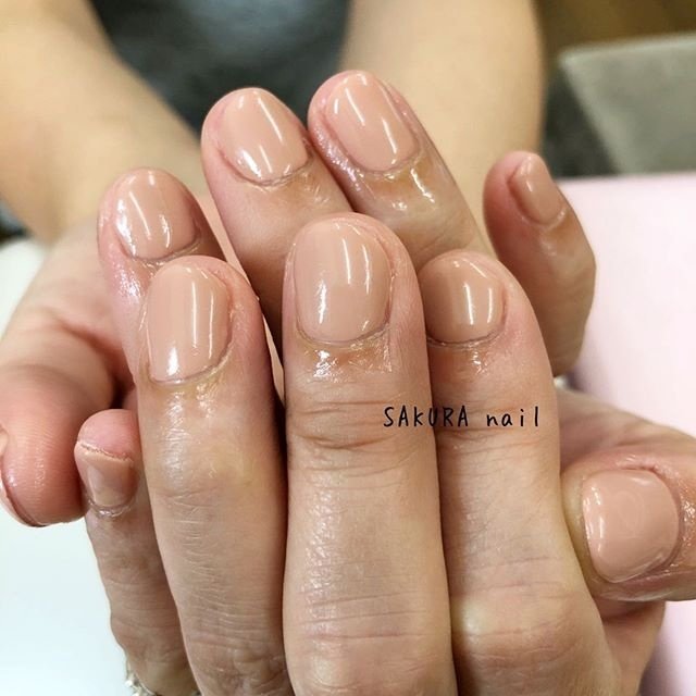 オールシーズン シンプル ワンカラー ショート ベージュ Sakura Nailのネイルデザイン No ネイルブック