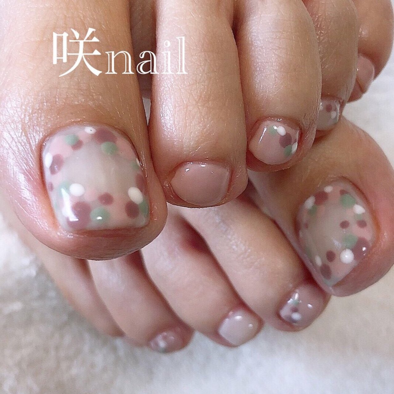 オールシーズン オフィス デート 女子会 フット 咲nail サキネイル のネイルデザイン No ネイルブック