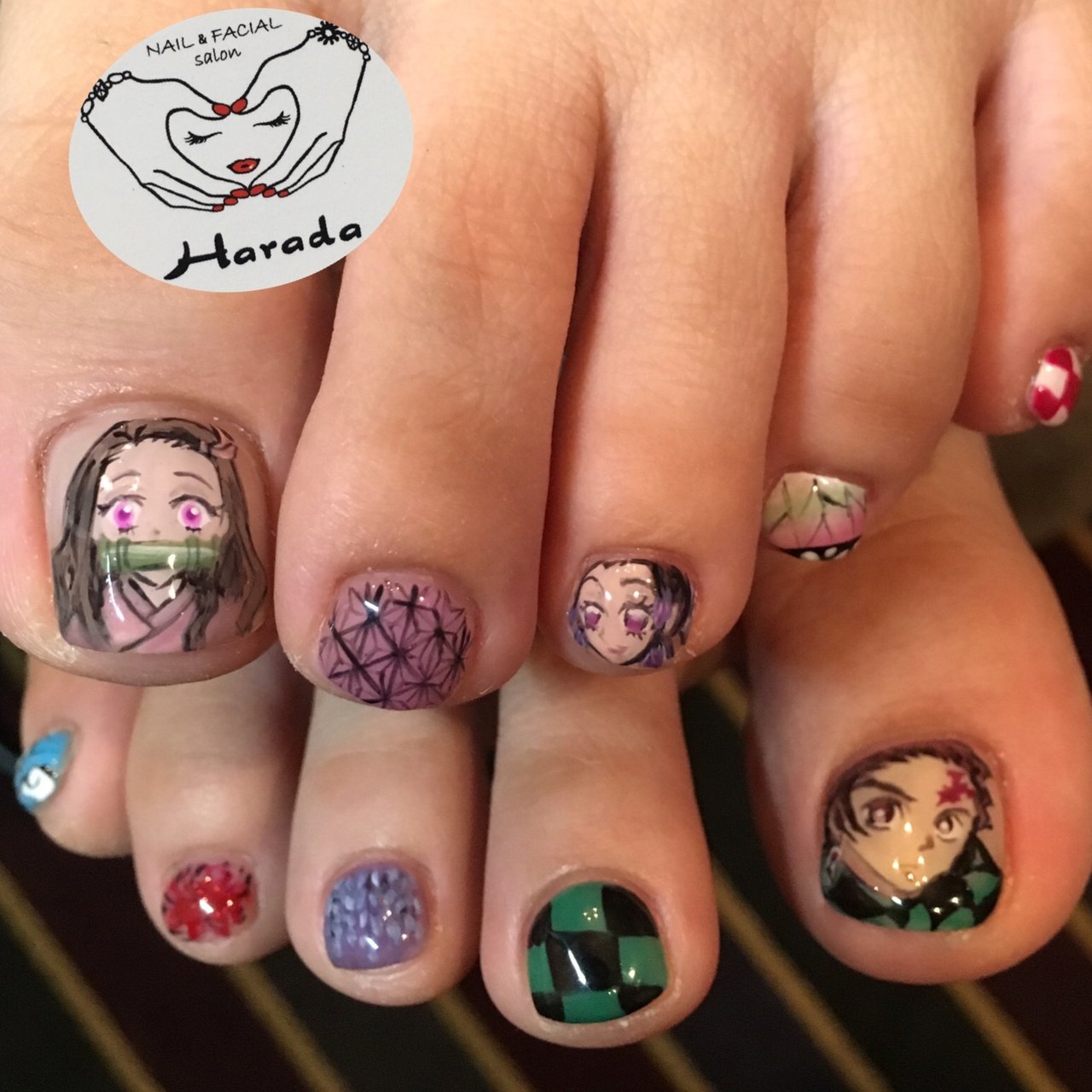 オールシーズン ハロウィン 女子会 フット フラワー Nail Facial Salon Haradaのネイルデザイン No ネイルブック