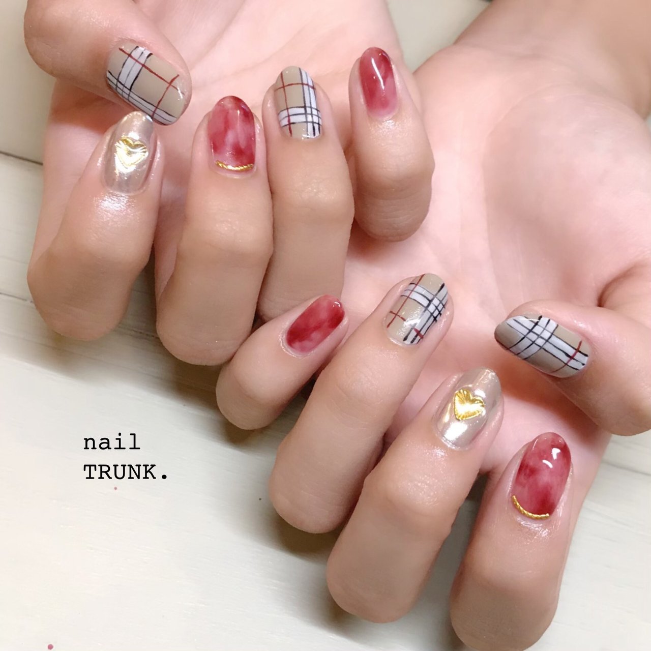 秋 ハンド チェック ハート べっ甲 Nail Trunkのネイルデザイン No 4649156 ネイルブック