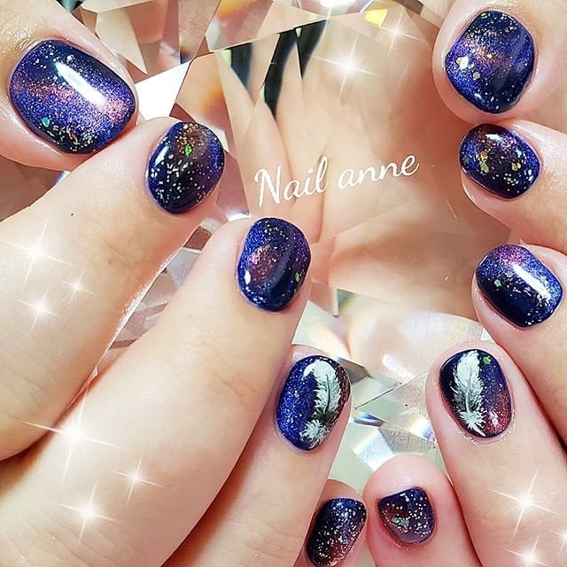 秋 ハンド フェザー ギャラクシー ショート Nail Anneのネイルデザイン No ネイルブック