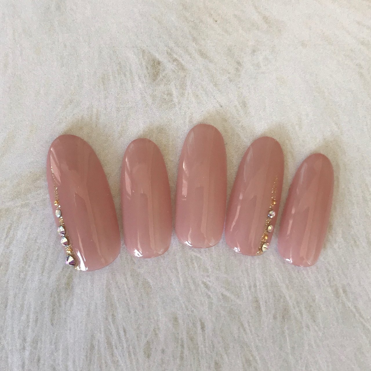 オールシーズン オフィス ハンド ワンカラー ベージュ Rily By M Wishのネイルデザイン No ネイルブック