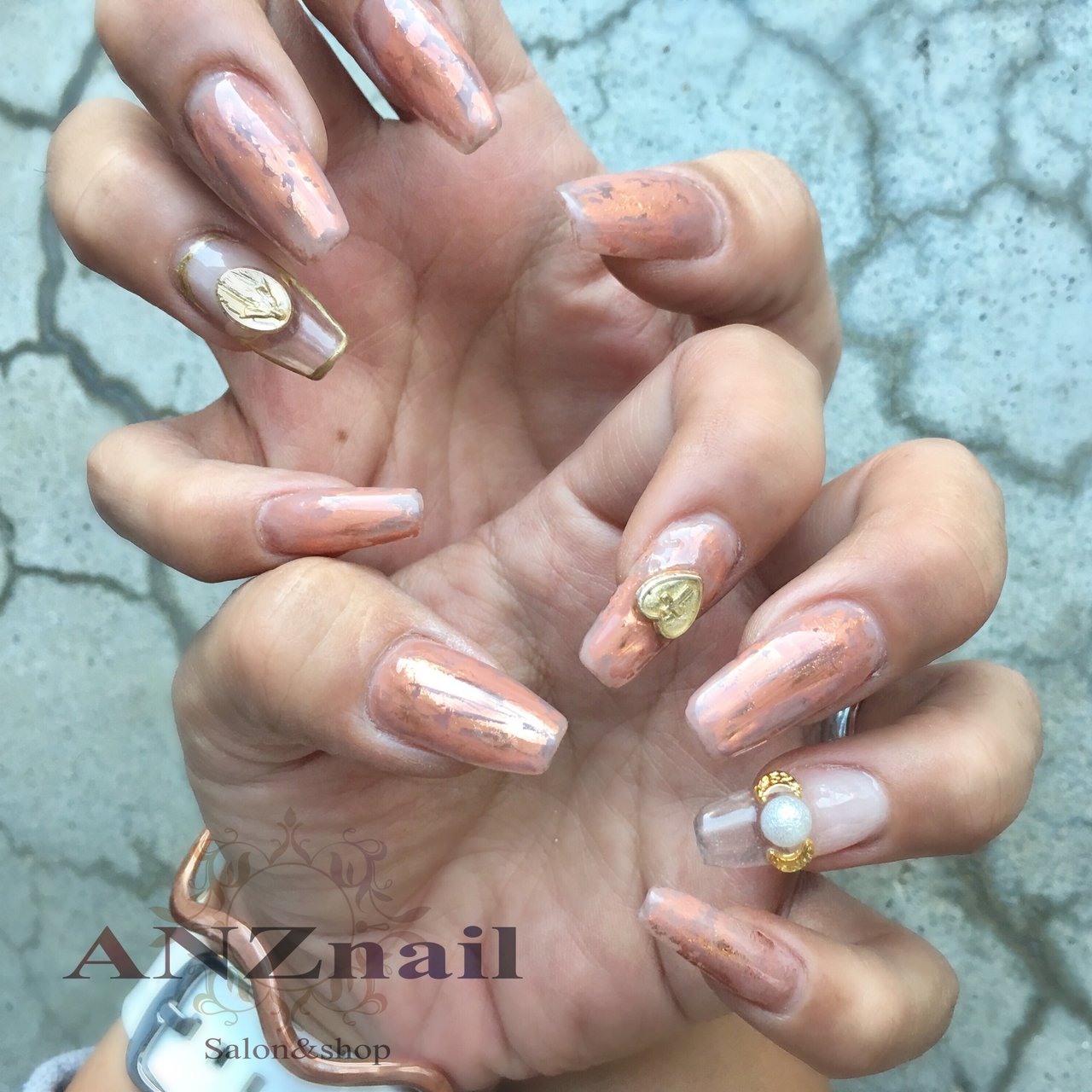 秋 冬 ハンド ホログラム アンティーク Anznail 旭川市ネイルサロン ネイリストあんず のネイルデザイン No ネイル ブック