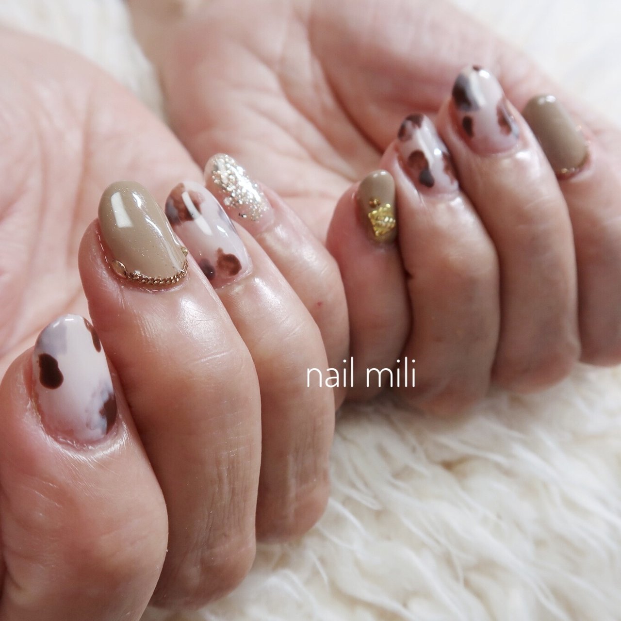 秋 パーティー 女子会 ハンド ラメ Nail Miliのネイルデザイン No ネイルブック