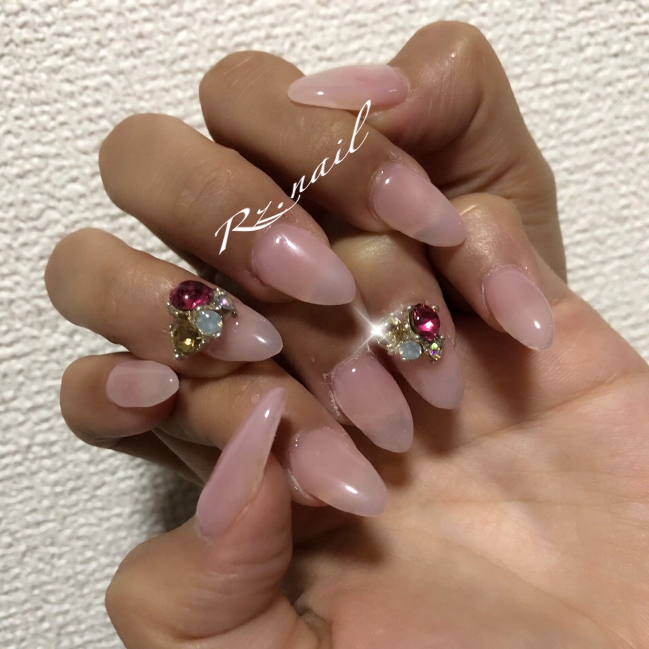 シンプル ピンク ジェルネイル R のネイルデザイン No ネイルブック