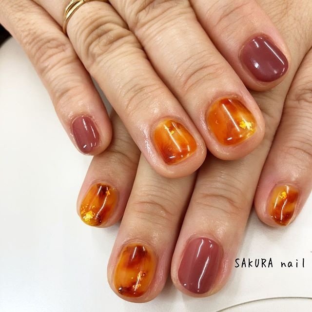 秋 冬 オールシーズン ハンド べっ甲 Sakura Nailのネイルデザイン No 4663079 ネイルブック