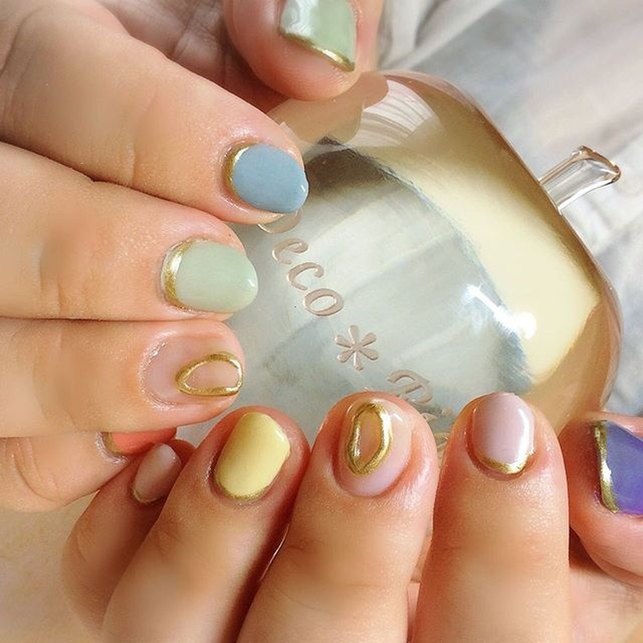 秋/ハンド/ニュアンス/ショート/カラフル - Kaori Shimuraのネイル  