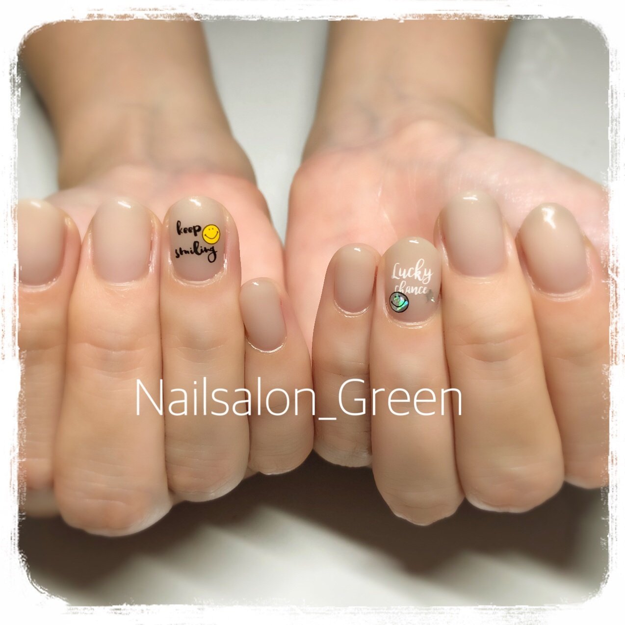 オールシーズン オフィス ハンド シンプル イニシャル Nailsalon Greenのネイルデザイン No ネイルブック