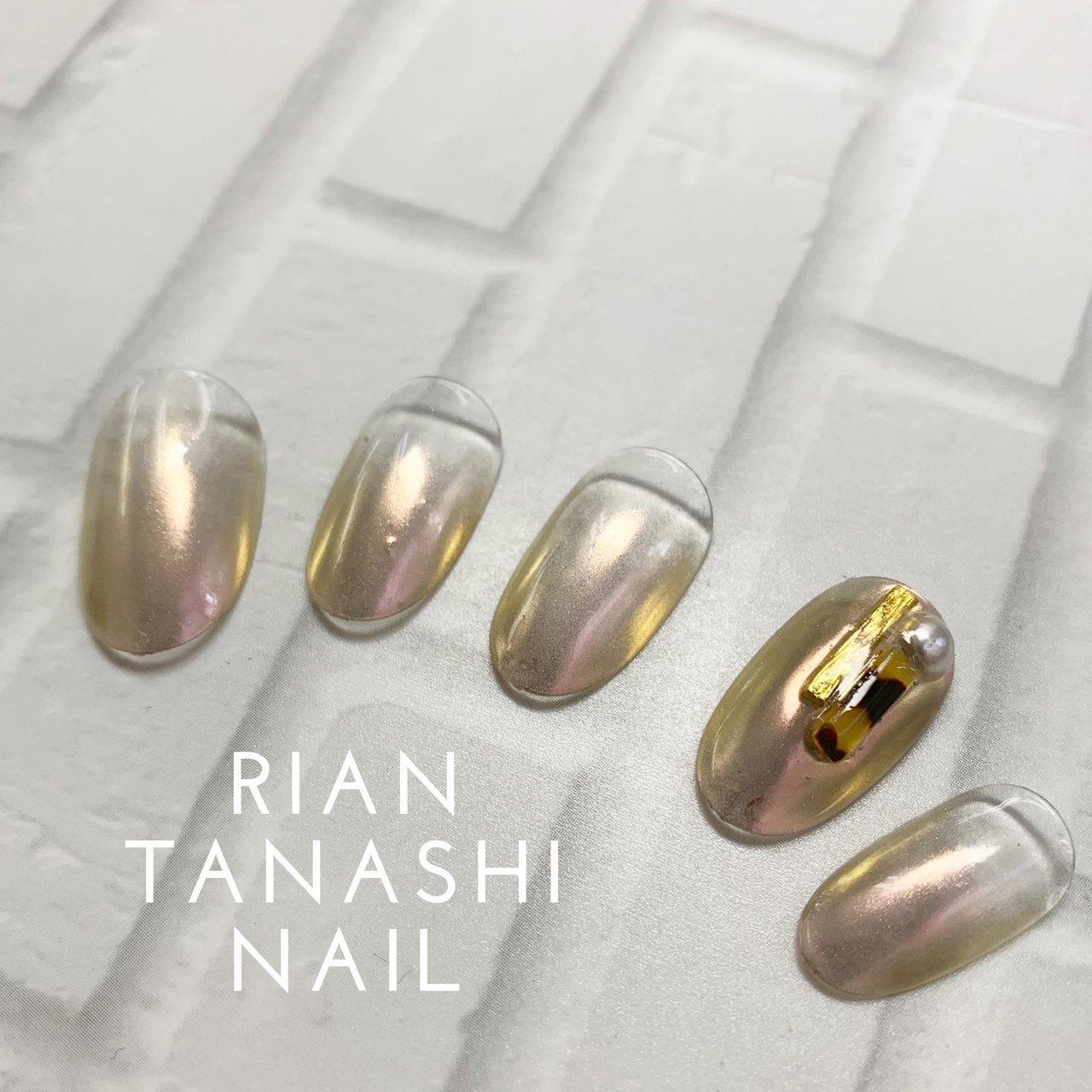 秋 ハンド シンプル グラデーション ミラー Cheril Nailのネイルデザイン No ネイルブック