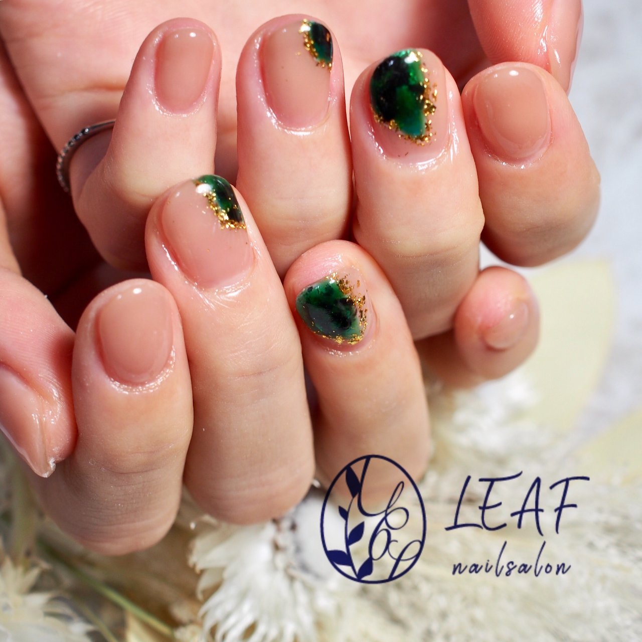 秋 オールシーズン ハンド ラメ ワンカラー Nail Salon Leaf海田店のネイルデザイン No ネイルブック