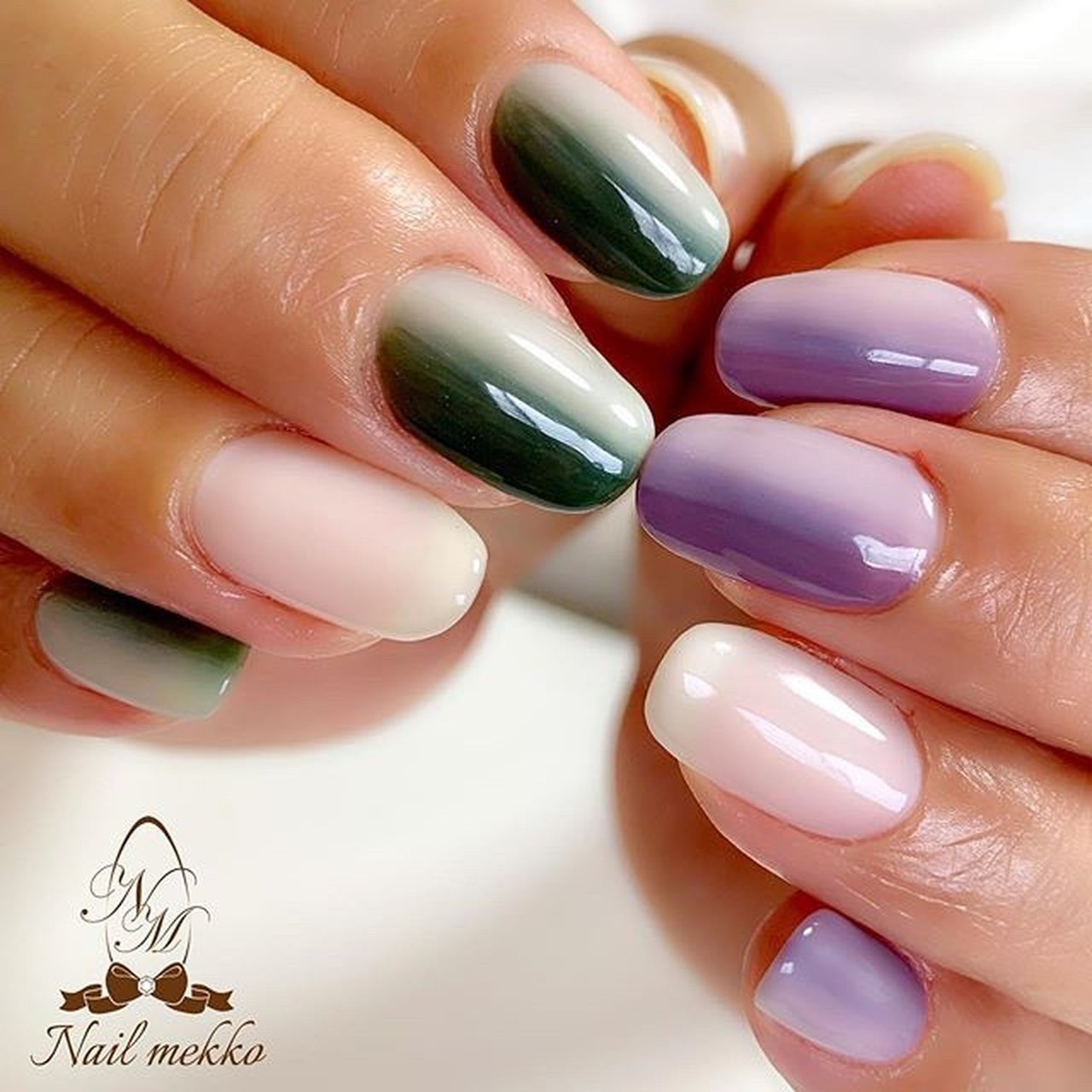 ハンド/シンプル/グラデーション/バイカラー/ホワイト - Nail