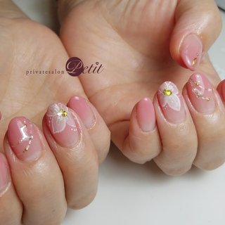 百合の花ネイルのネイルデザイン ネイルブック