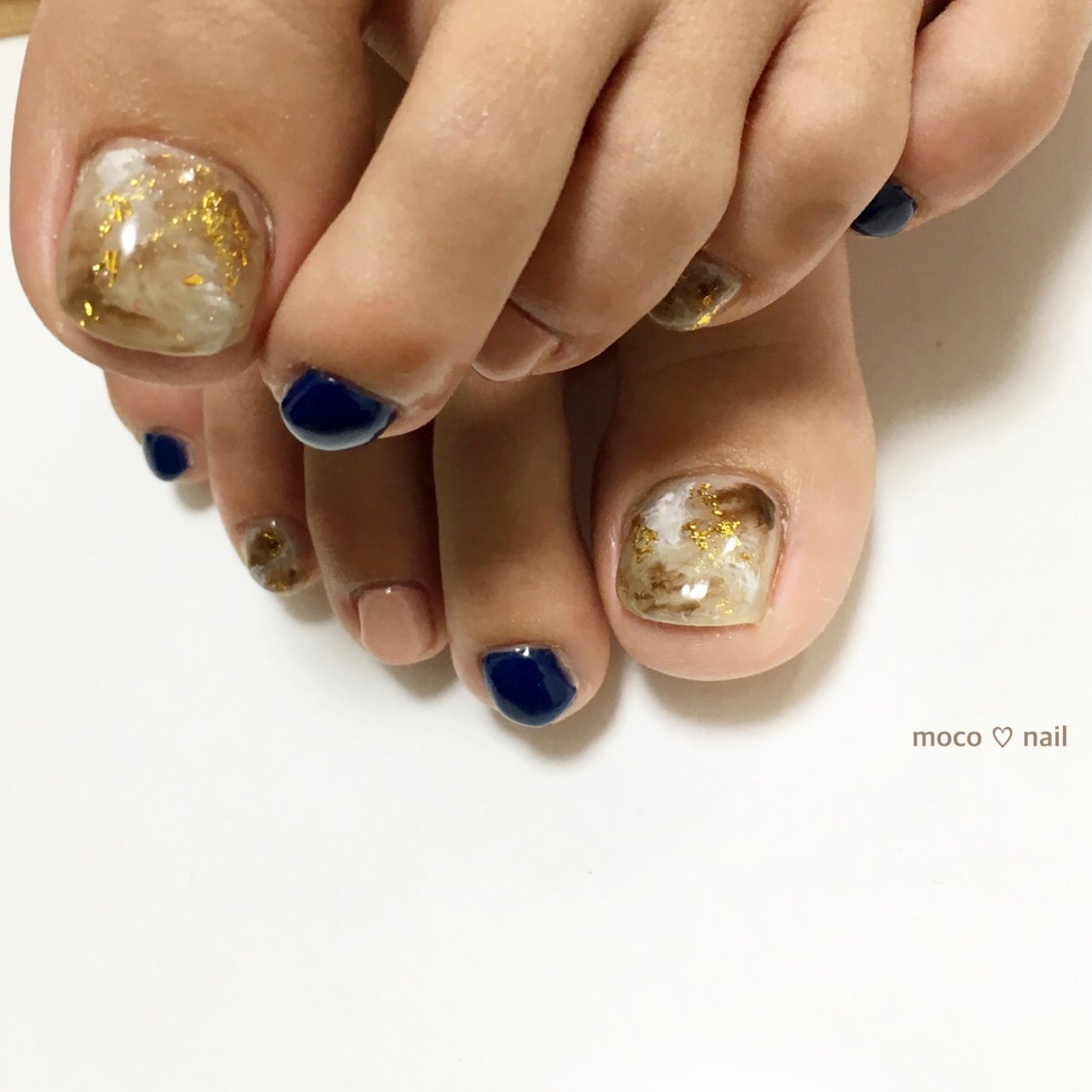 秋 冬 フット ワンカラー タイダイ Moco Nailのネイルデザイン No ネイルブック