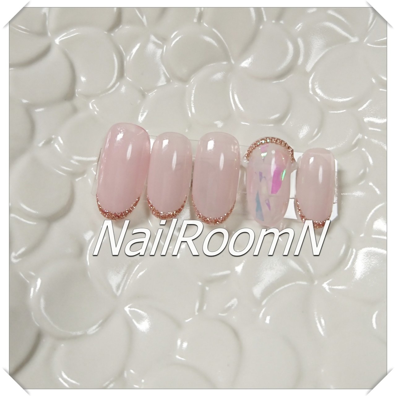 オールシーズン ハンド シンプル グラデーション ワンカラー Nailroomnのネイルデザイン No ネイルブック