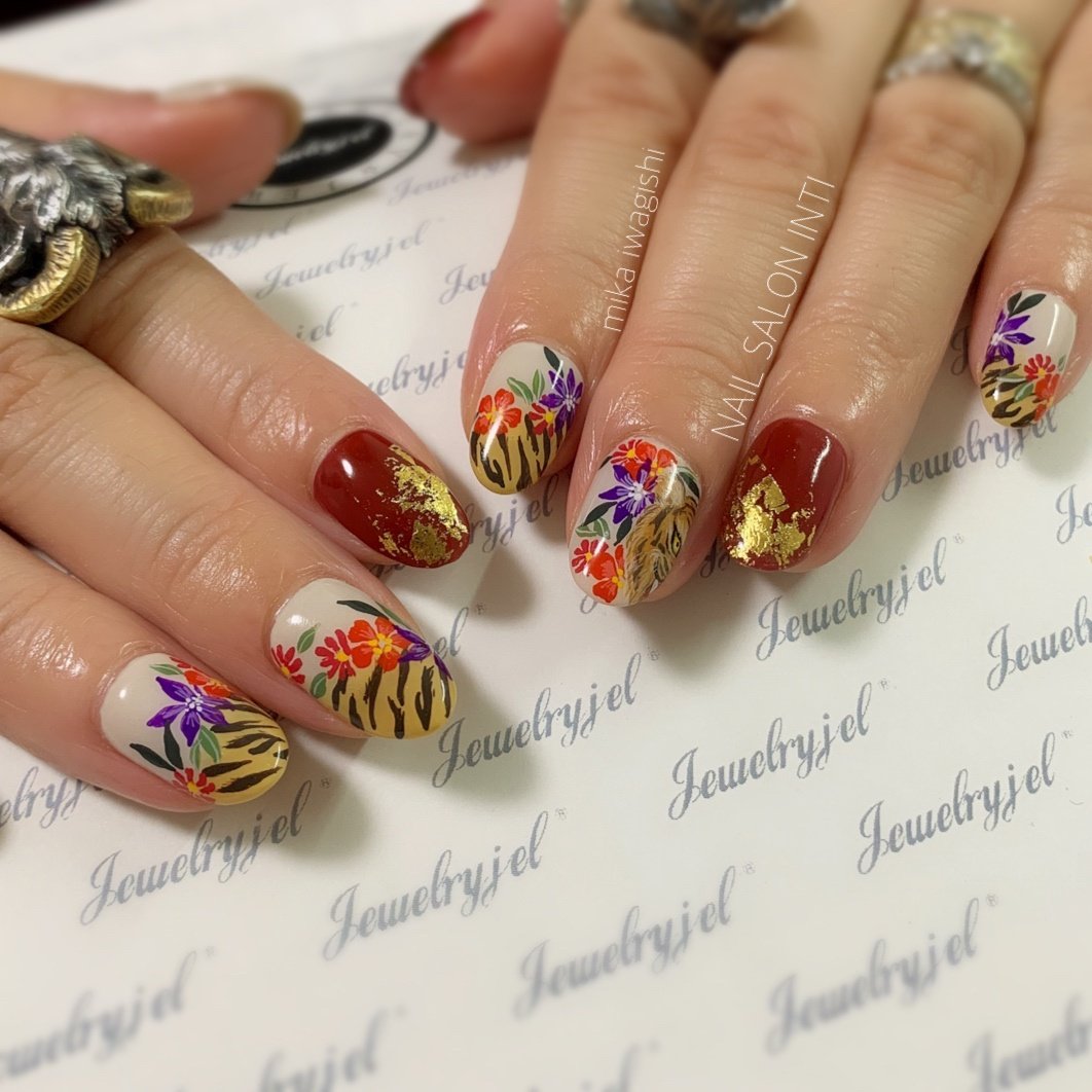 夏 オールシーズン 旅行 パーティー ハンド Nailsalon Inti 岩岸美華 のネイルデザイン No ネイルブック