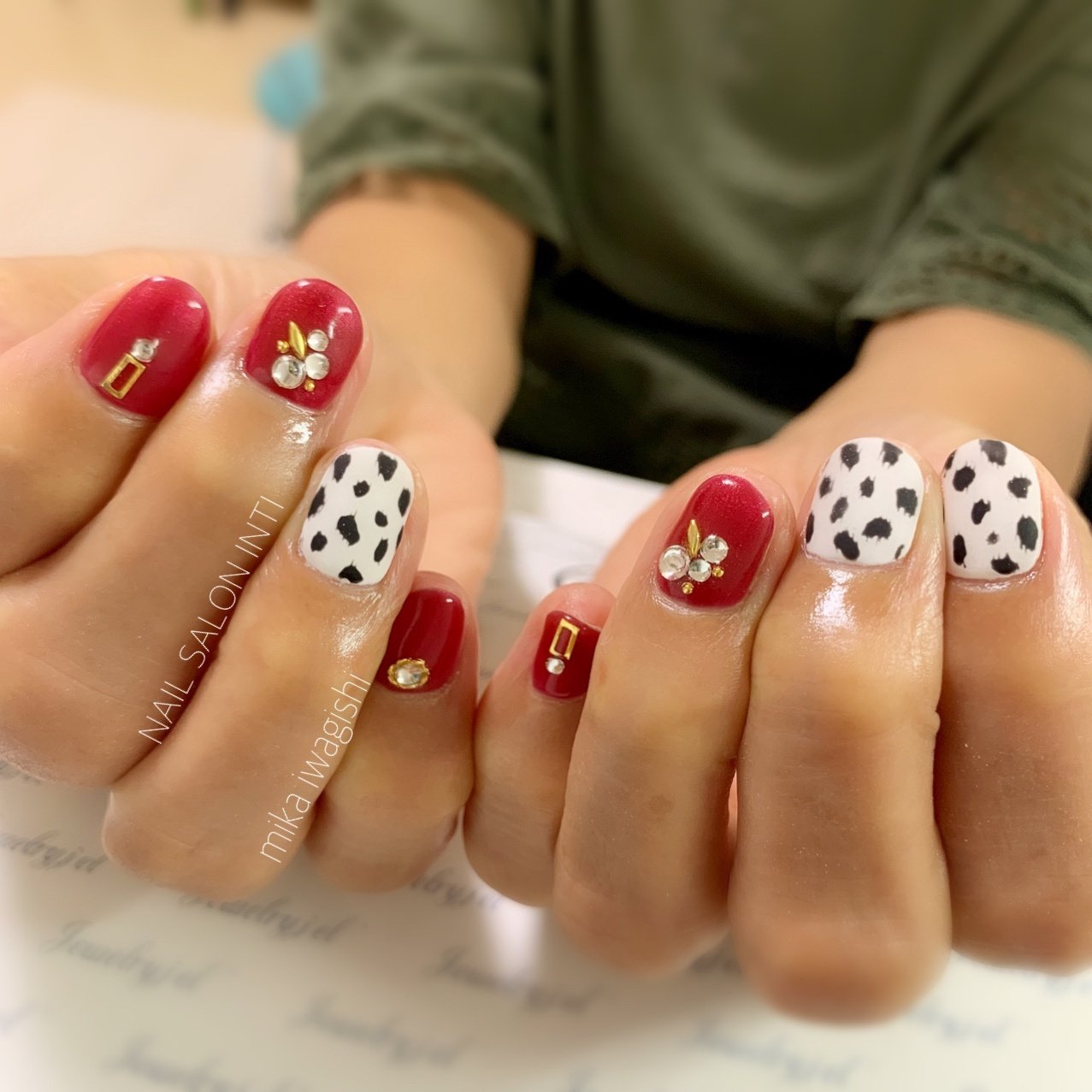 秋 冬 オールシーズン ハンド ワンカラー Nailsalon Inti 岩岸美華 のネイルデザイン No ネイルブック