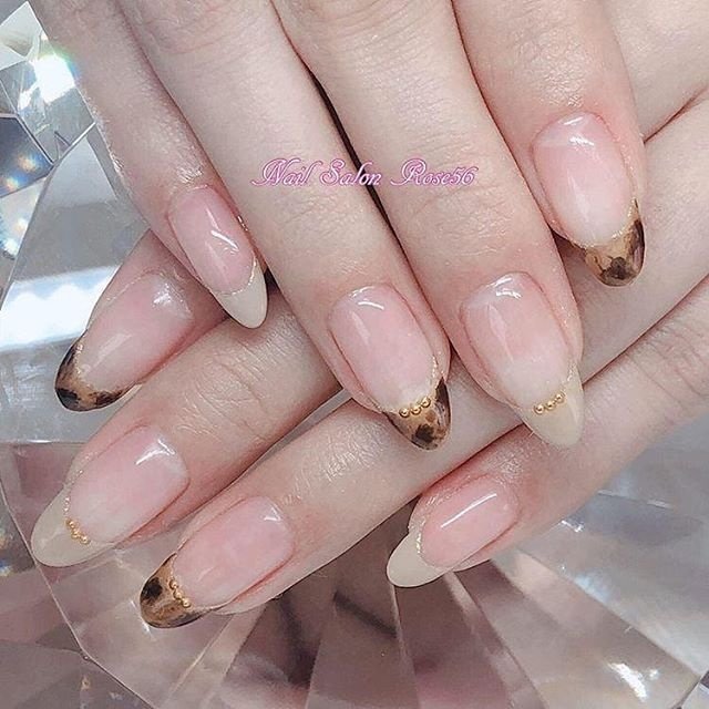 秋 冬 オフィス ハンド フレンチ Nail Salon Rose 56のネイルデザイン No ネイルブック