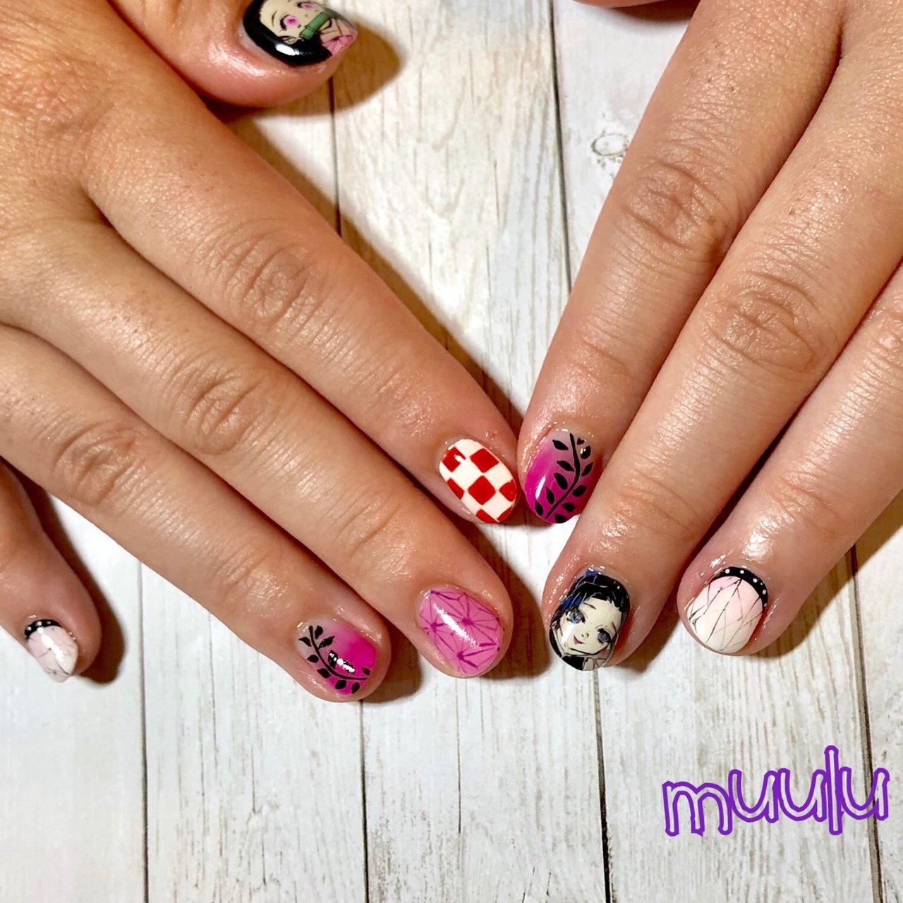 オールシーズン ハンド 痛ネイル キャラクター ホワイト Nailsalon Muuluのネイルデザイン No ネイルブック