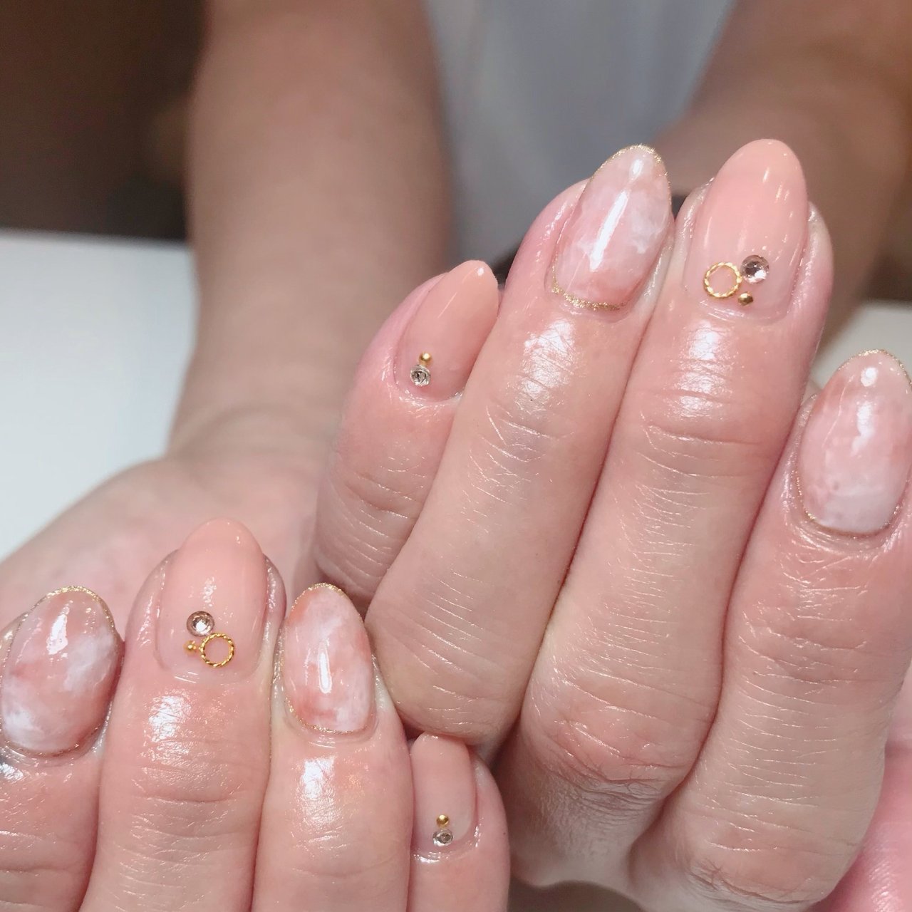 オールシーズン グラデーション タイダイ マーブル ベージュ Coutureのネイルデザイン No ネイルブック