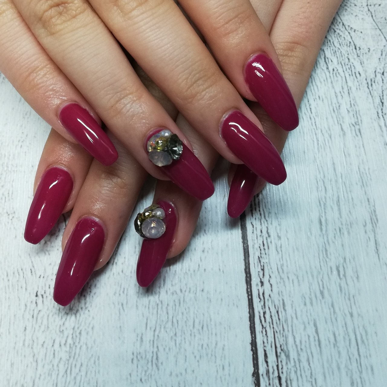 秋 冬 オールシーズン パープル ボルドー Simple Nail 鈴のネイルデザイン No ネイルブック