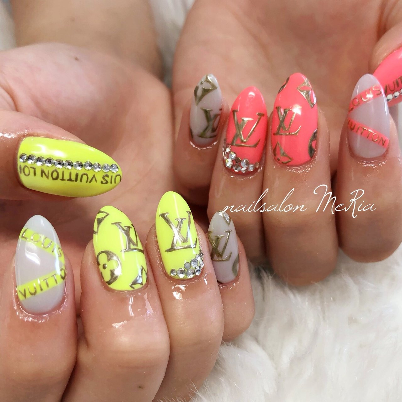 ハンド ブランド柄 ジェル Natsumiのネイルデザイン No 4695661