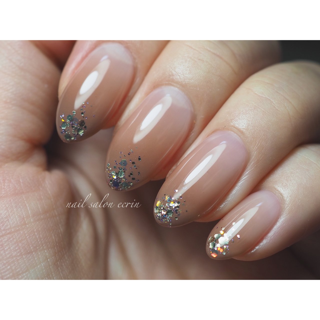 秋 冬 グラデーション ホログラム Nail Ecrinのネイルデザイン No 4696488 ネイルブック