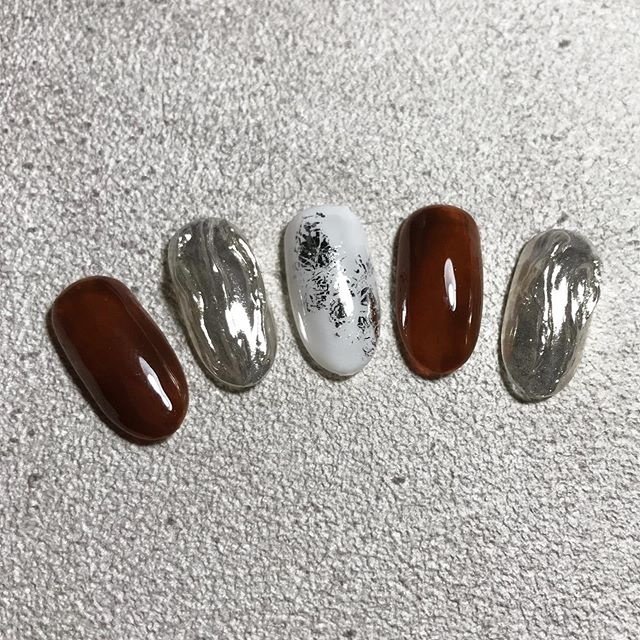 秋 冬 ハンド シンプル ホワイト Beon Nailのネイルデザイン No ネイルブック